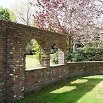 Eersel's Bed and Breakfast 3*